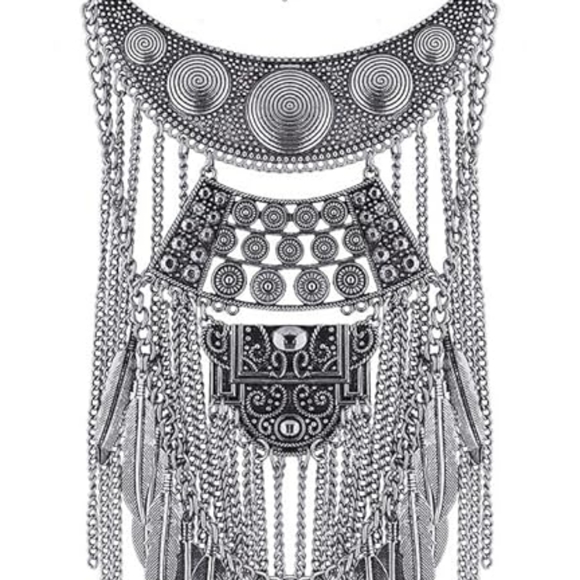 Exotic Silver Color Boho Necklace - Picture 3 of 6